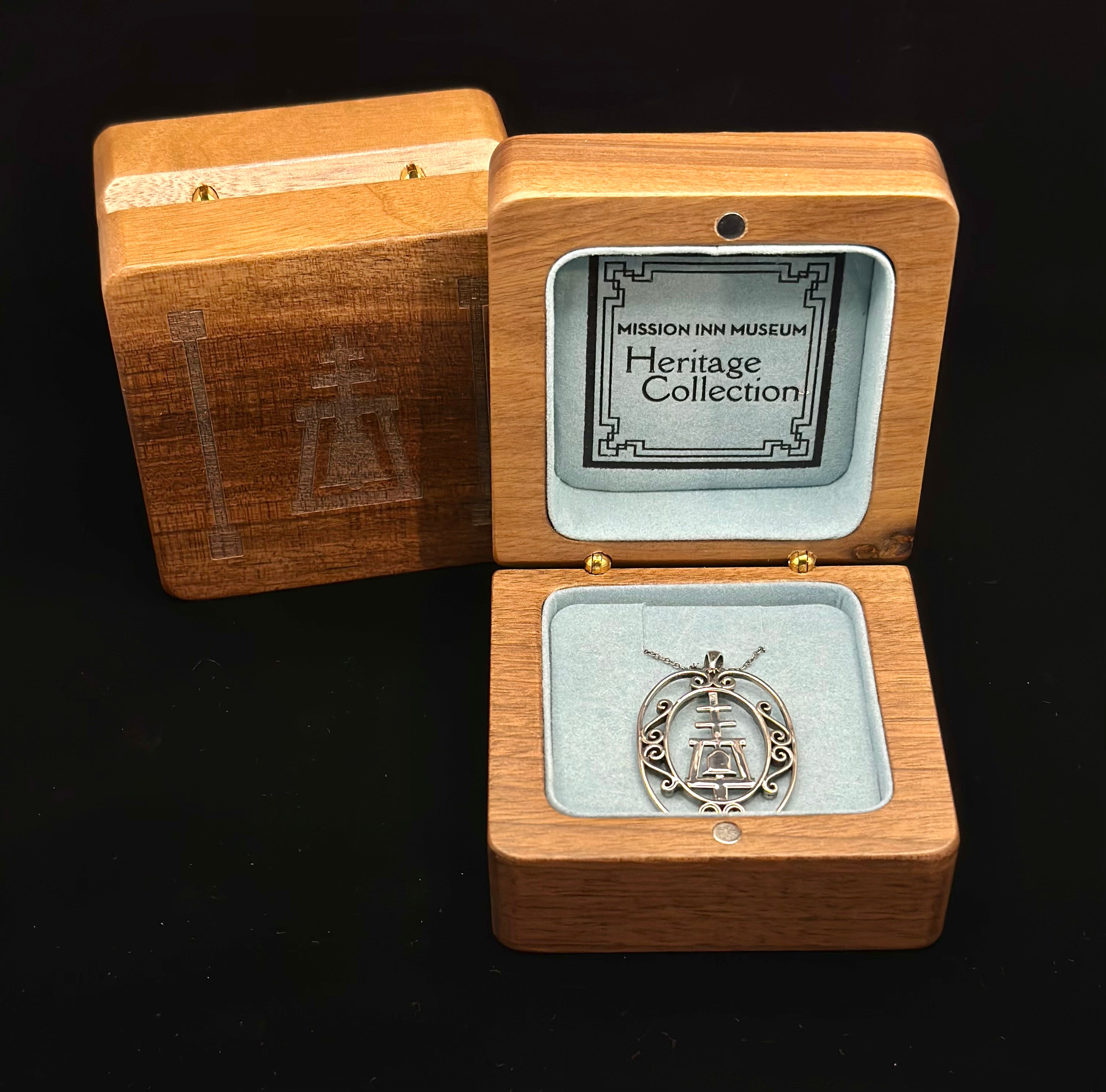 Pendant with Chain - Rotunda Raincross - Silver – Mission